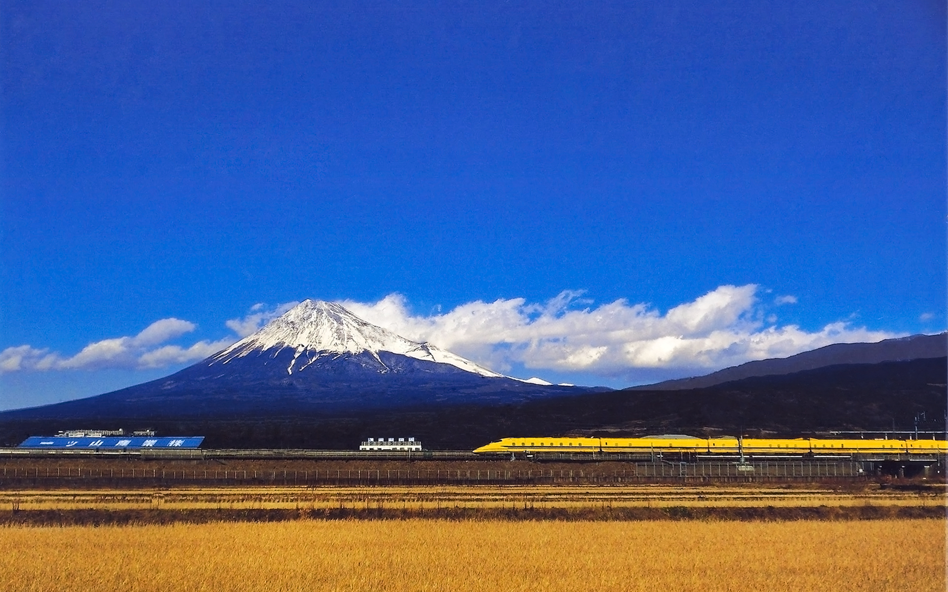 壁紙ダウンロード 一ツ山産業